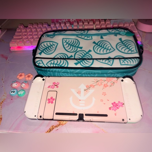 Nintendo Switch bundle - Picture 4 of 4